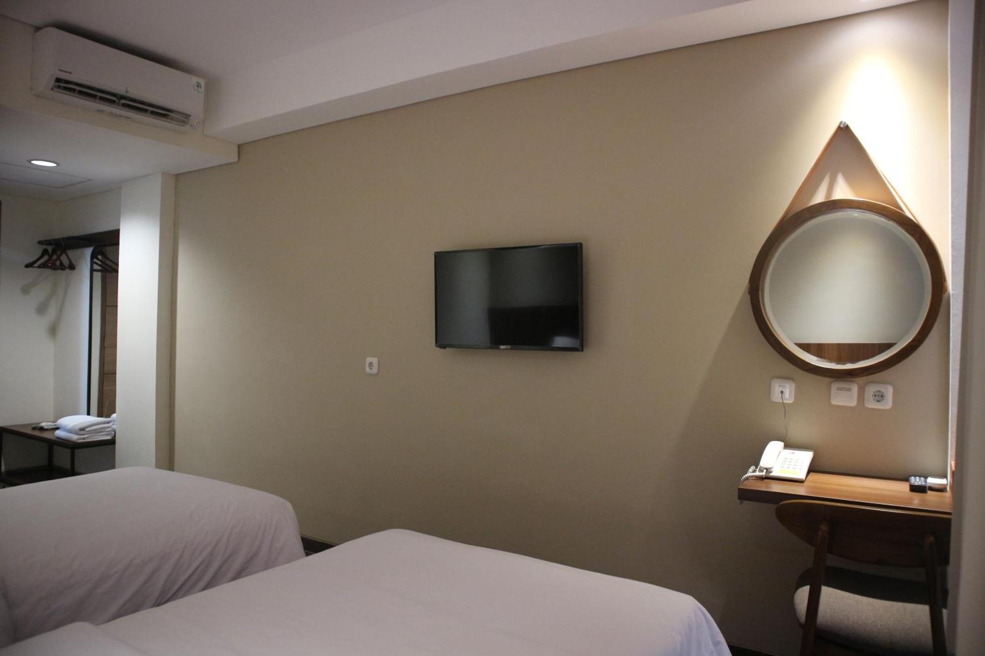 Bianco Costel Hotel Bogor Exterior foto
